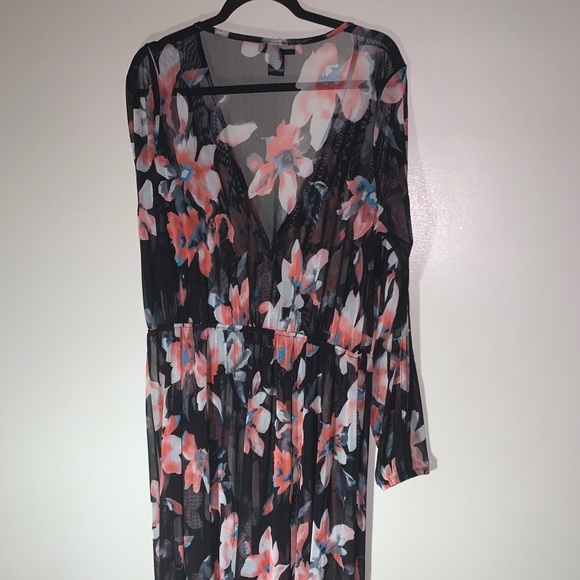 K GLAM Maxi Dress - Picture 1 of 6